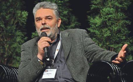Magnat al presei din Ungaria, fost colaborator al Securităţii din România