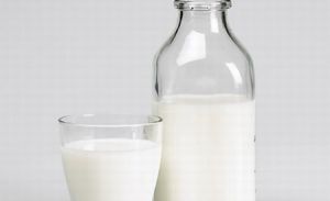 Pericolul din lapte: analgezice, antibiotice, hormon