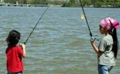 Concurs de pescuit pentru copii