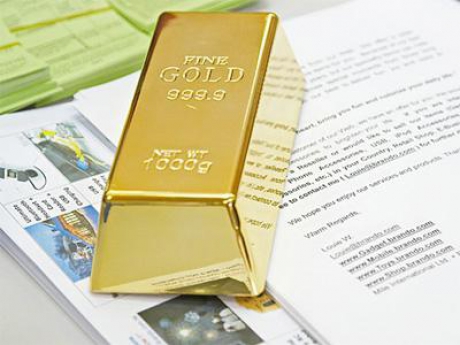 Preţul aurului în România a atins vineri maximul istoric de 178,2 lei pe gram