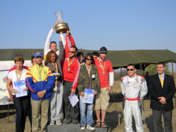Campionatul Naţional şi Cupa României la paraşutism,la final