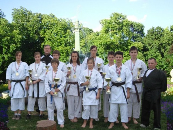 Prezenţe careiene la Campionatul Naţional de Karate Shotokan, kata şi kumite echipe