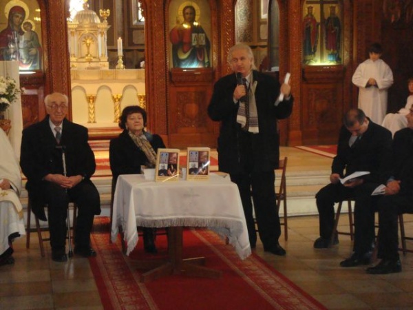 lansare carte Cosma
