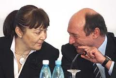 Traian Băsescu, Zegrean şi presa portocalie s-au făcut de râs în ultimul hal