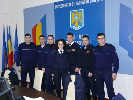 Jandarmi-studenţi  în practică la Jandarmeria Satu Mare