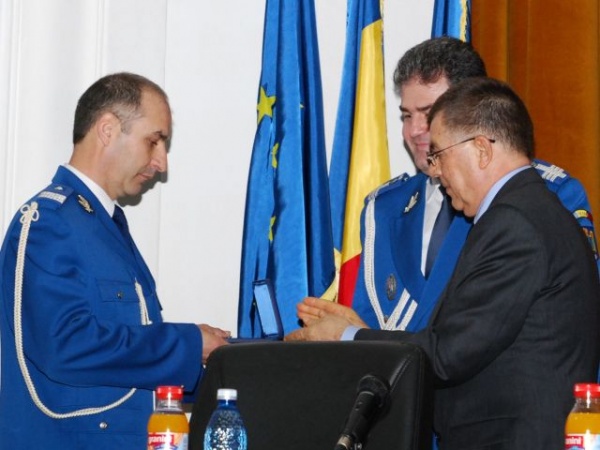 Jandarmul sătmărean Gheorghe-Dan TOTH a primit insigna onorifică „Jandarm de onoare al anului”