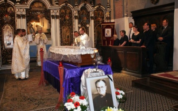 Urmaşul lui Horea, prigonit de comunişti, s-a stins la Cluj.Tertulian Langa a fost emisar al Bisericii Greco-Catolice la Parlamentul Europei