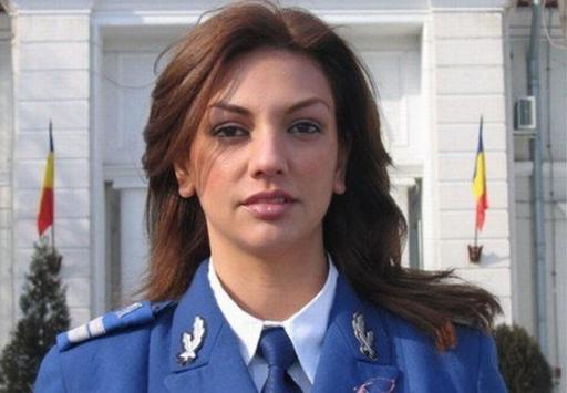 Cea mai sexy femeie în uniformă din lume este la Jandarmeria Română