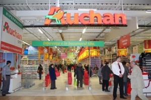 Auchan ia locul Real
