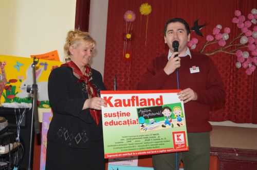 Donaţii generoase şi binevenite pentru Şcoala Vasile Lucaciu