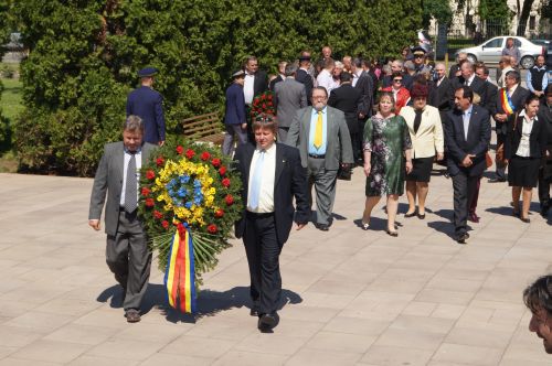 Oaspeţi de rang înalt la  sărbătorirea Zilei Independenţei României la Carei