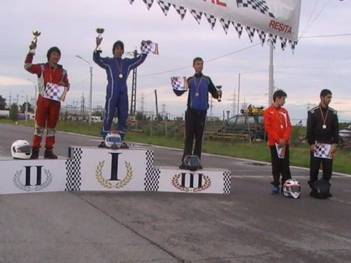 Karting:rezultate frumoase la prima etapă din Campionatul Naţional Şcolar