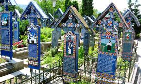 „Drumul Lung spre Cimitirul Vesel” – Festivalul Intercultural de Tradiție Maramureșeană  de la Săpânța