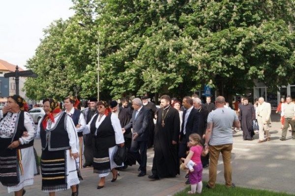 mitropolit strada carei defilare