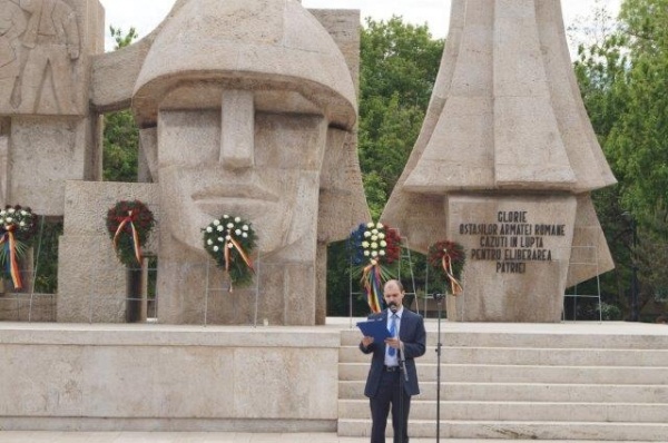 stefanuti monument