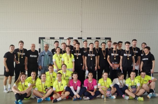Maramureşenii câştigă Memorialul Mircea Dohan la handbal şi la fete şi la băieţi
