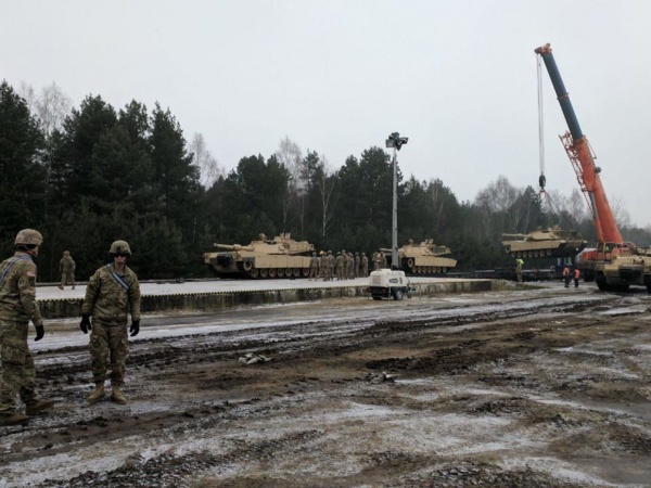 Vin americanii. Sute de militari americani cu tancuri sunt în drum spre România