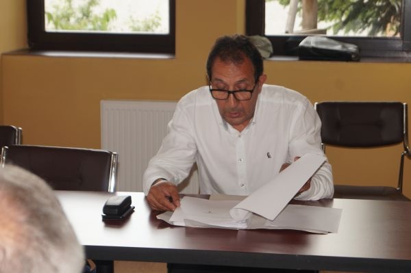 Consilierul Ciută  atrage atenţia că taxa suplimentară de mediu facturată de Florisal în ultimele luni nu a avut aprobarea Consiliului Local Carei
