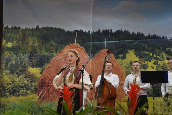 Câştigătorii Festivalului Concurs de folclor „Rozmarin în colţu’ mesii”