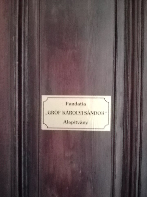 castel birou grof 4fundatie