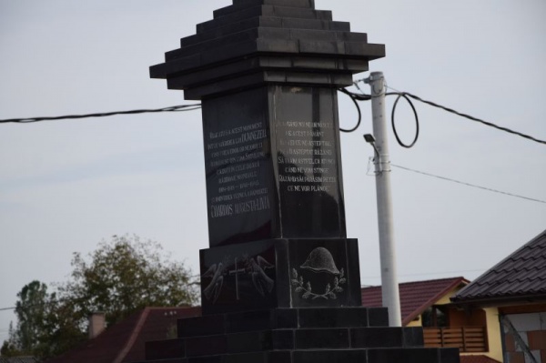 satulung monument