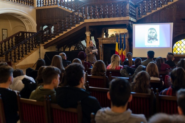 Prezentarea multimedia „Brâncuși– inspirație, talent, geniu” la Castelul din Carei