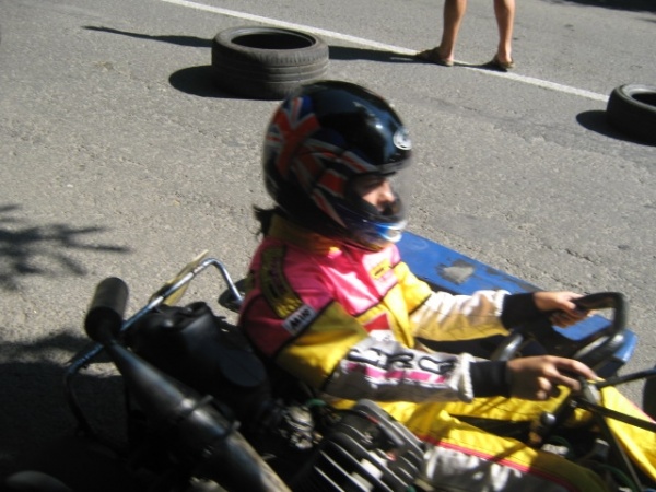 Manşele de calificare la concursul de karting ce deschide AugustFest 2011
