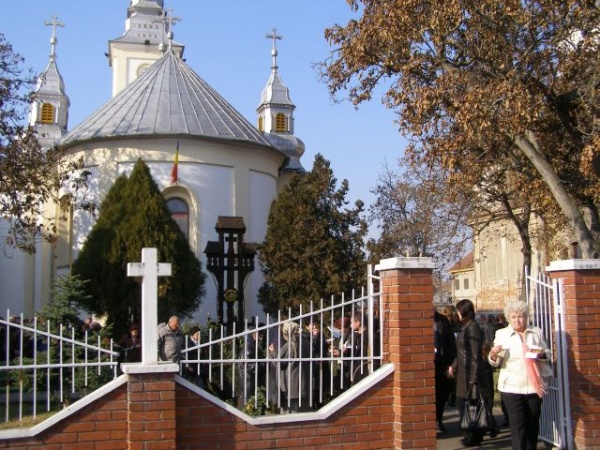 Hramul Bisericii “Sfinţii Arhangheli Mihail şi Gavril”din Carei