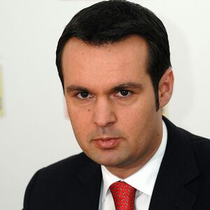 Primarul Cherecheş a primit bani de la reprezentanţii a cinci firme pentru a le favoriza în procedurile de achiziţie publică