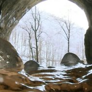 O peșteră cu cristale unice în Europa poate fi vizitată în Apuseni