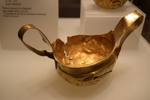 S-a deschis expoziția ”Aurul și argintul antic al României” la Muzeul de Artă