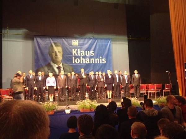 Klaus Iohannis, în mijlocul alegătorilor la Satu Mare