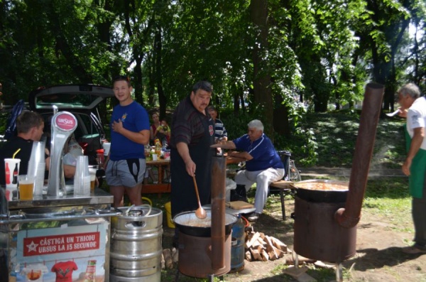 UDMR Carei organizează concurs de gătit în Parcul Dendrologic monument istoric de secol XVIII