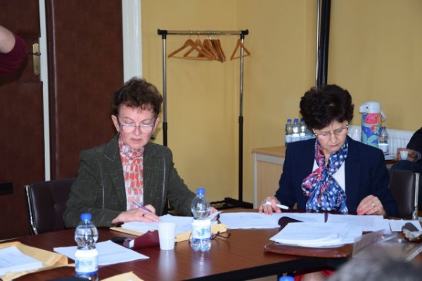 Primarul şi consilierii UDMR Carei refuză Asociaţiunii ASTRA Carei în Anul Centenar amplasarea unui catarg cu tricolor românesc