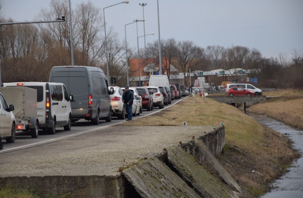 Traficul la graniţa cu Ungaria. Poliția de Frontieră informează