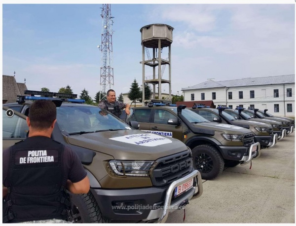 Șase autospeciale Ford Raptor au intrat în dotarea Poliției de Frontieră