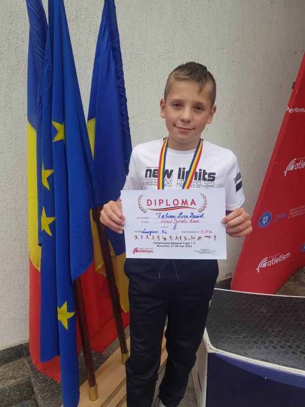 Careianul Luca Fabian devine vicecampion la sărituri la doar 12 ani
