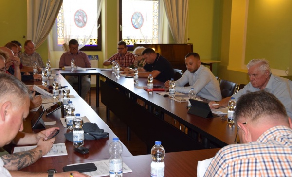 Consilierul Nemeș:,,din orașul florilor am devenit orașul gunoaielor,,. BioFlorisal cere majorarea tarifelor