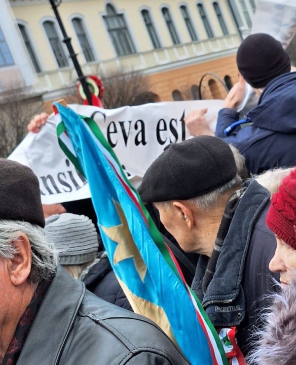 Amendă în România pentru banner TRANSILVANIA PĂMÂNT ROMÂNESC!