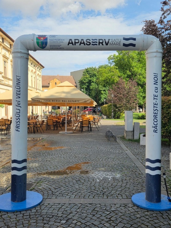 Apaserv asigură la Carei perdea vapori de apă în zona teraselor din centru