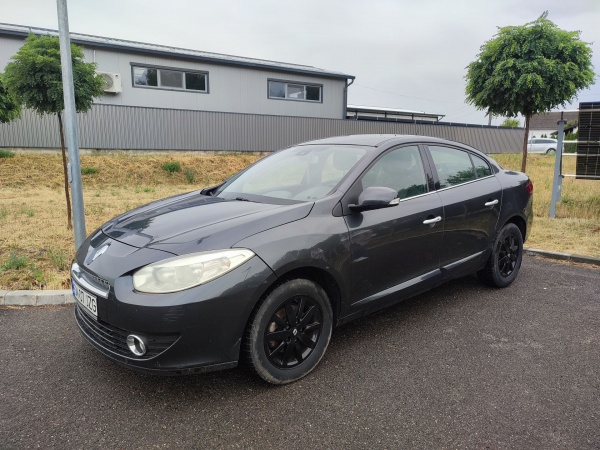 Poftiți la licitație! La Carei se vinde autoturismul Renault Fluence folosit de primarul evazionist