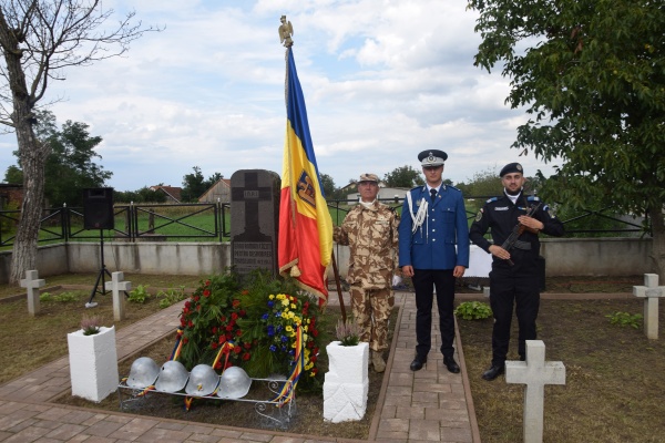 Inscripții la mormintele eroilor români de la Moftin din partea ASTRA Carei