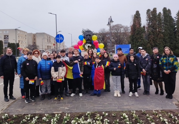 Activități patriotice ale elevilor din Carei înaintea Zilei Naționale