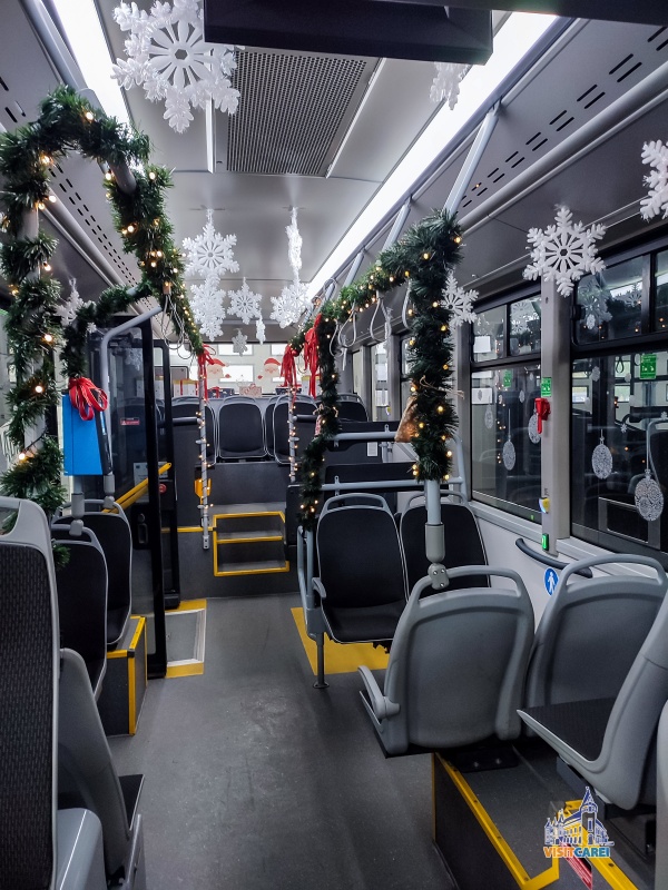 Programul autobuzului Moșului la Carei