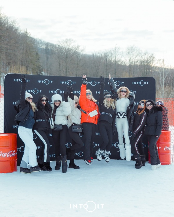 INTOOIT revine la Luna Șes cu o nouă petrecere aprés ski și DJ live pe pârtie