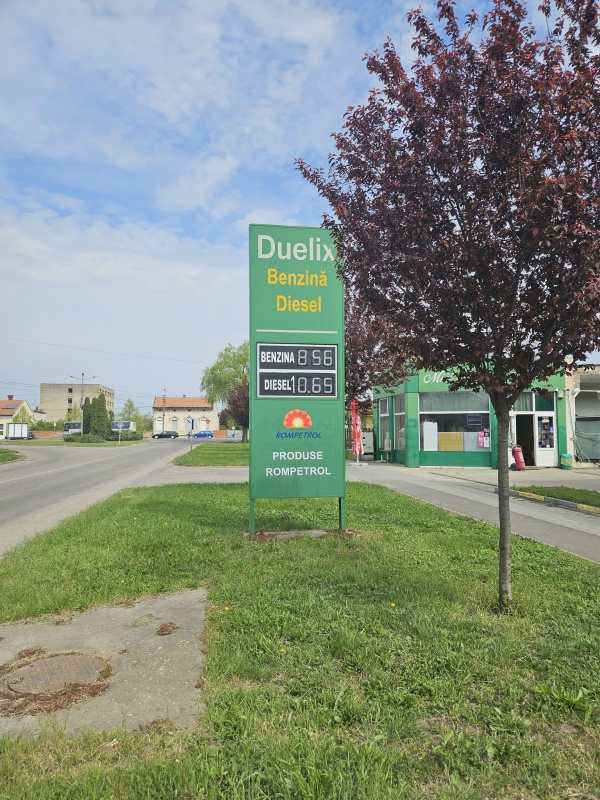 Doar la DUELIX Carei găsiți benzină cu 8,56 lei/l