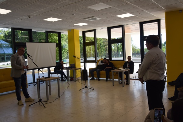 Cârdășia autorităților cu cei implicați în funcționarea sălilor de jocuri de noroc din Carei. Dezbatere terminată în coadă de pește