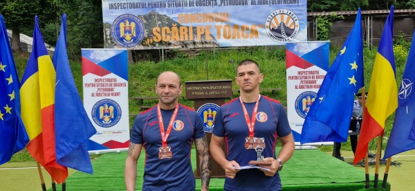 Pompieri sătmăreni premiați la concursul Scări pe Toaca