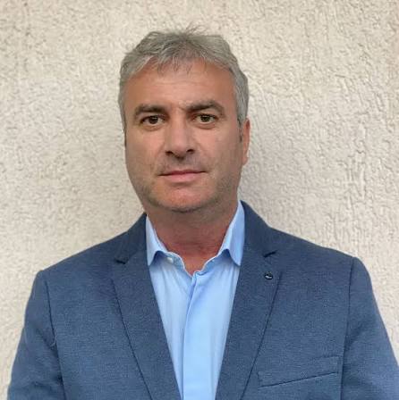 Cadastrul este blocat, dar taxele și ratele continuă să curgă. Peste 10.000 de profesioniști sunt afectați