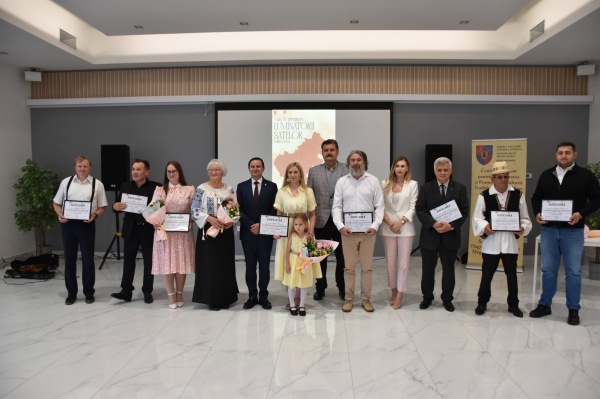Doi careieni premiați la Gala  ,,Luminător al Satelor”